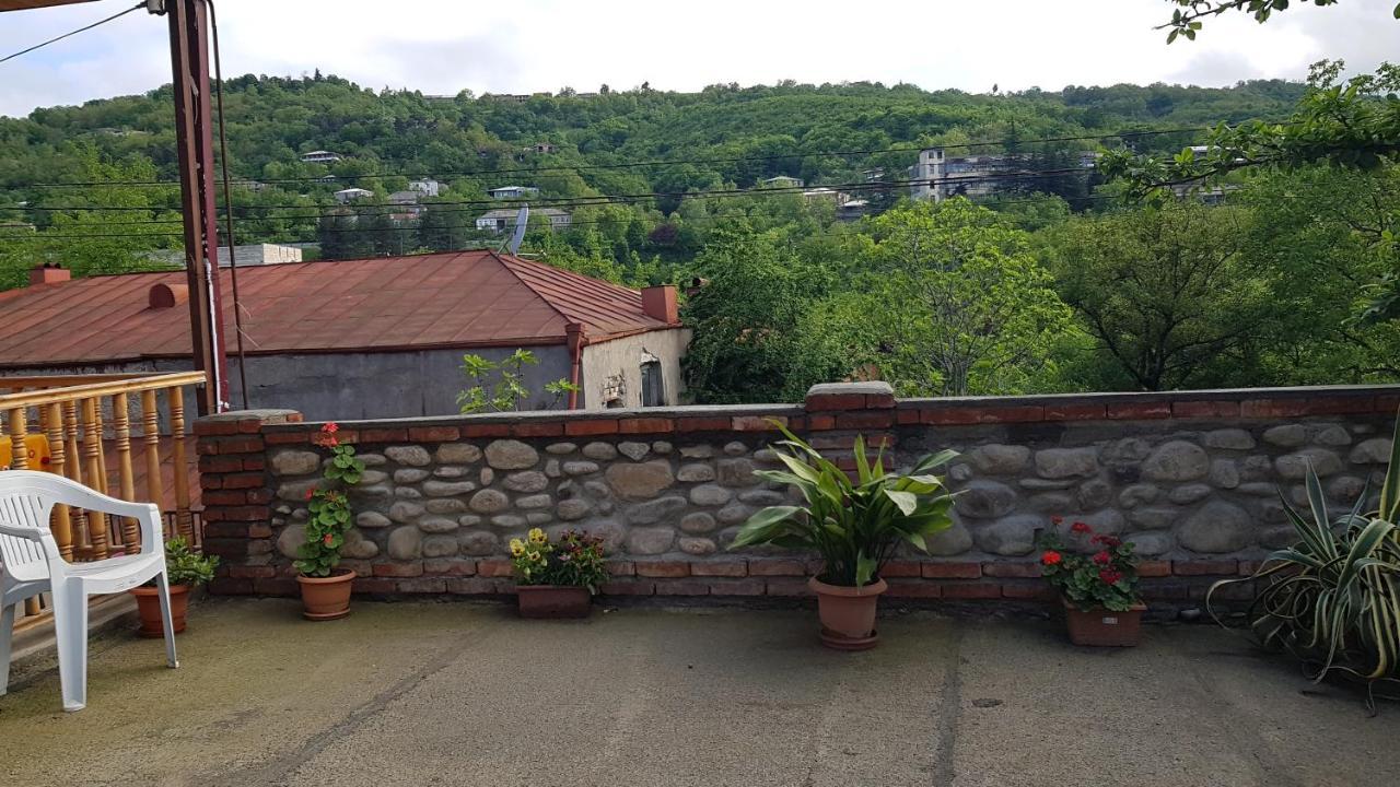 Guest House Babaka Sighnaghi Eksteriør bilde